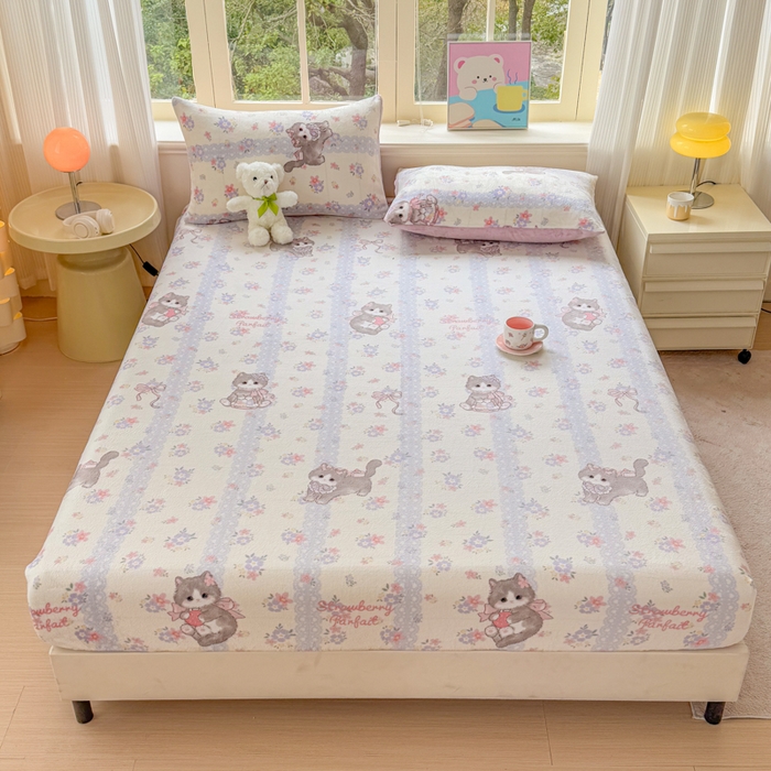 91家纺网 家纺一手货源 找家纺 梦舒阳家纺 2026新品牛奶绒单床笠单被套床笠三件套软fufu牛奶绒单品 猫咪酱【绒床笠】