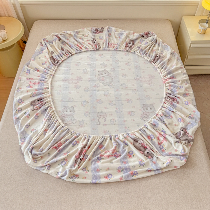 91家纺网 家纺一手货源 找家纺 梦舒阳家纺 2026新品牛奶绒单床笠单被套床笠三件套软fufu牛奶绒单品 猫咪酱【绒床笠】