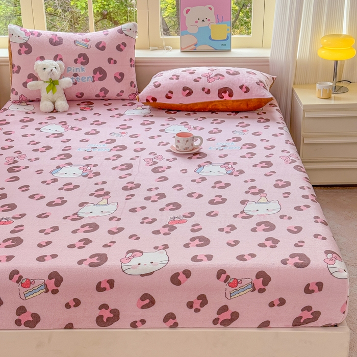 91家纺网 家纺一手货源 找家纺 梦舒阳家纺 2026新品牛奶绒单床笠单被套床笠三件套软fufu牛奶绒单品 豹纹猫咪【绒床笠】