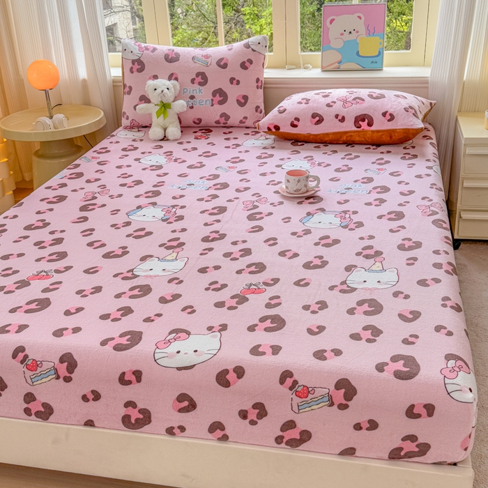 91家纺网 家纺一手货源 找家纺 梦舒阳家纺 2026新品牛奶绒单床笠单被套床笠三件套软fufu牛奶绒单品 豹纹猫咪【绒床笠】