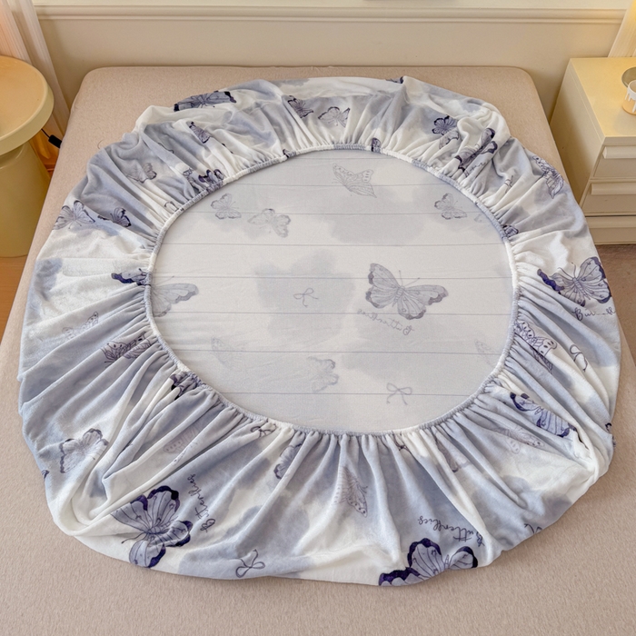 91家纺网 家纺一手货源 找家纺 梦舒阳家纺 2026新品牛奶绒单床笠单被套床笠三件套软fufu牛奶绒单品 炫影蝴蝶【绒床笠】