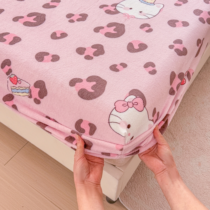 91家纺网 家纺一手货源 找家纺 梦舒阳家纺 2026新品牛奶绒单床笠单被套床笠三件套软fufu牛奶绒单品 豹纹猫咪【绒床笠】