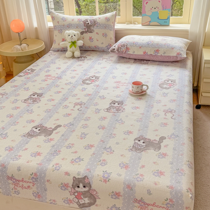 91家纺网 家纺一手货源 找家纺 梦舒阳家纺 2026新品牛奶绒单床笠单被套床笠三件套软fufu牛奶绒单品 猫咪酱【绒床笠】