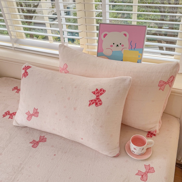 91家纺网 家纺一手货源 找家纺 梦舒阳家纺 2026新品牛奶绒单床笠单被套床笠三件套软fufu牛奶绒单品 蝴蝶结【绒床笠】