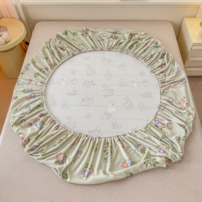 91家纺网 家纺一手货源 找家纺 梦舒阳家纺 2026新品牛奶绒单床笠单被套床笠三件套软fufu牛奶绒单品 绿意盎然【绒床笠】