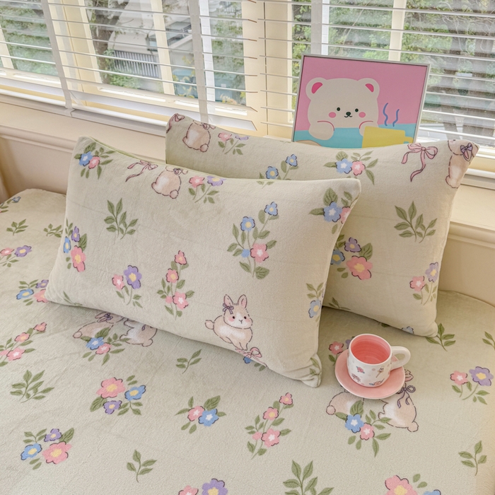 91家纺网 家纺一手货源 找家纺 梦舒阳家纺 2026新品牛奶绒单床笠单被套床笠三件套软fufu牛奶绒单品 绿意盎然【绒床笠】