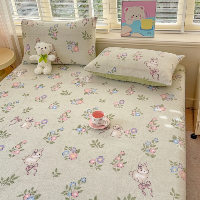 91家纺网 家纺一手货源 找家纺 梦舒阳家纺 2026新品牛奶绒单床笠单被套床笠三件套软fufu牛奶绒单品 绿意盎然【绒床笠】