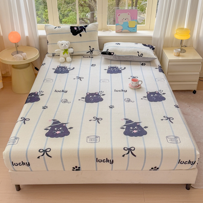 91家纺网 家纺一手货源 找家纺 梦舒阳家纺 2026新品牛奶绒单床笠单被套床笠三件套软fufu牛奶绒单品 煤球宝贝【绒床笠】