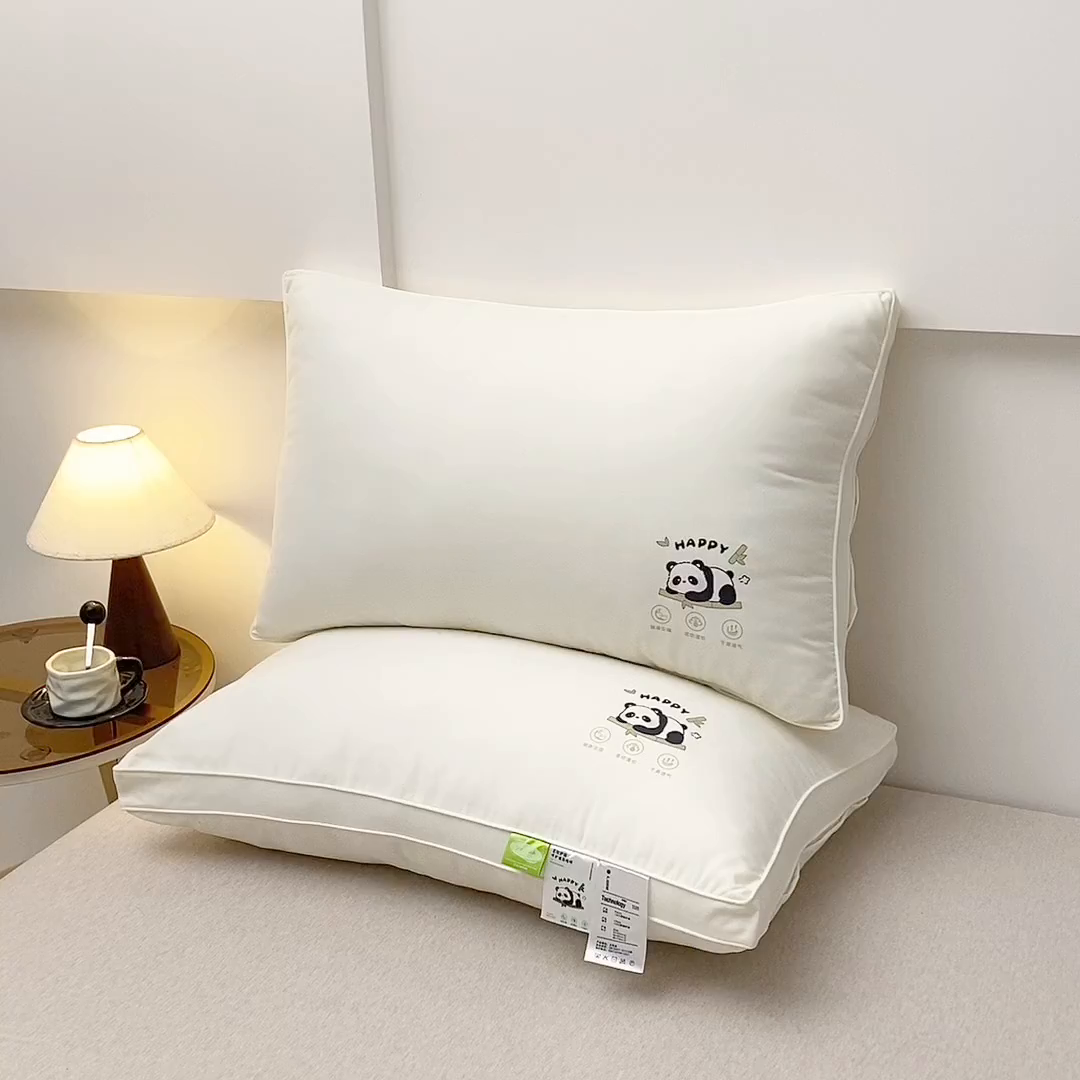 91家纺网 家纺一手货源 找家纺 （总）赛格时代家居 2025新款双拼磨毛提花羽丝绒枕头枕芯-萌小熊