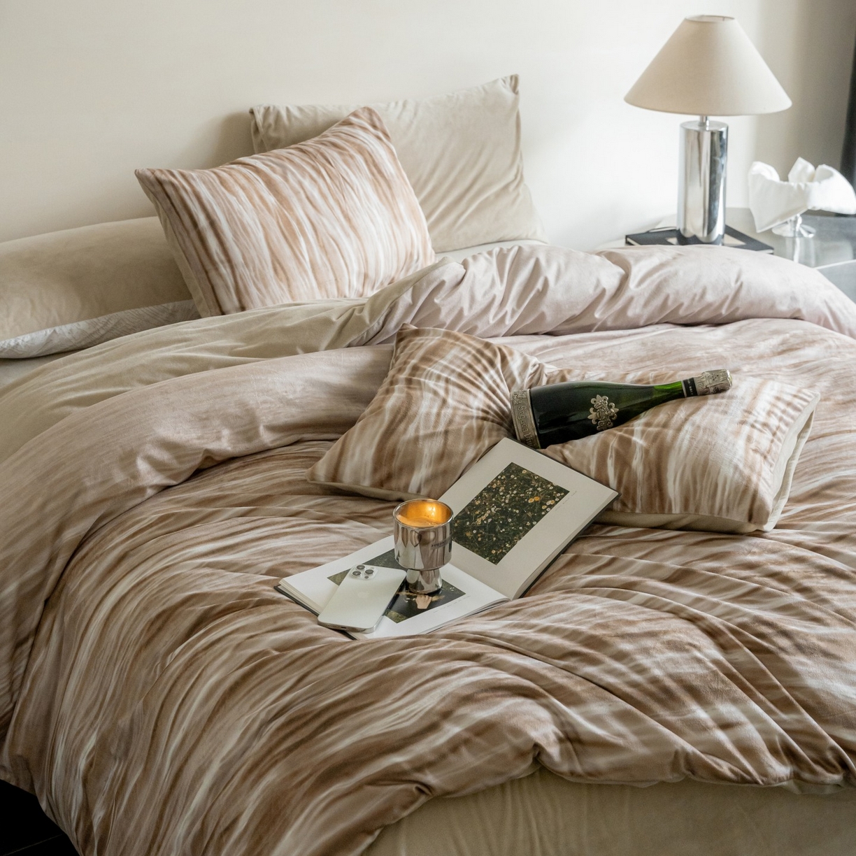 91家纺网 家纺一手货源 找家纺 （总）ONE TWO ONE 121 2025新款轻奢新法式德芙绒宝宝绒婴儿绒短毛绒牛奶绒四件套床单被套-波光莎娜