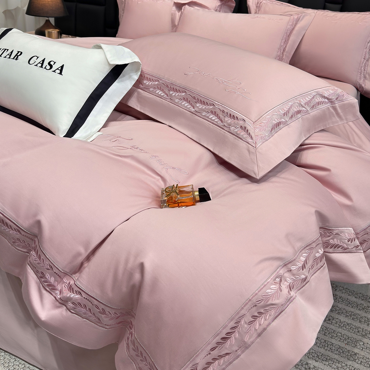 91家纺网 家纺一手货源 找家纺 （总）星蕴家纺 2025新款贡缎长绒棉四件套-路易