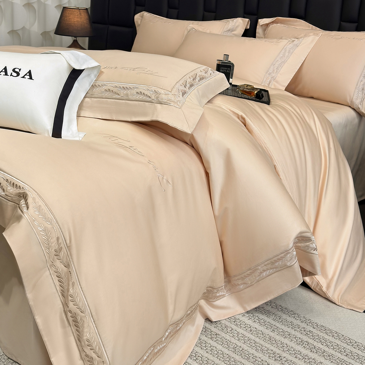 91家纺网 家纺一手货源 找家纺 星蕴家纺 2025新款贡缎长绒棉四件套-路易 路易-香槟金