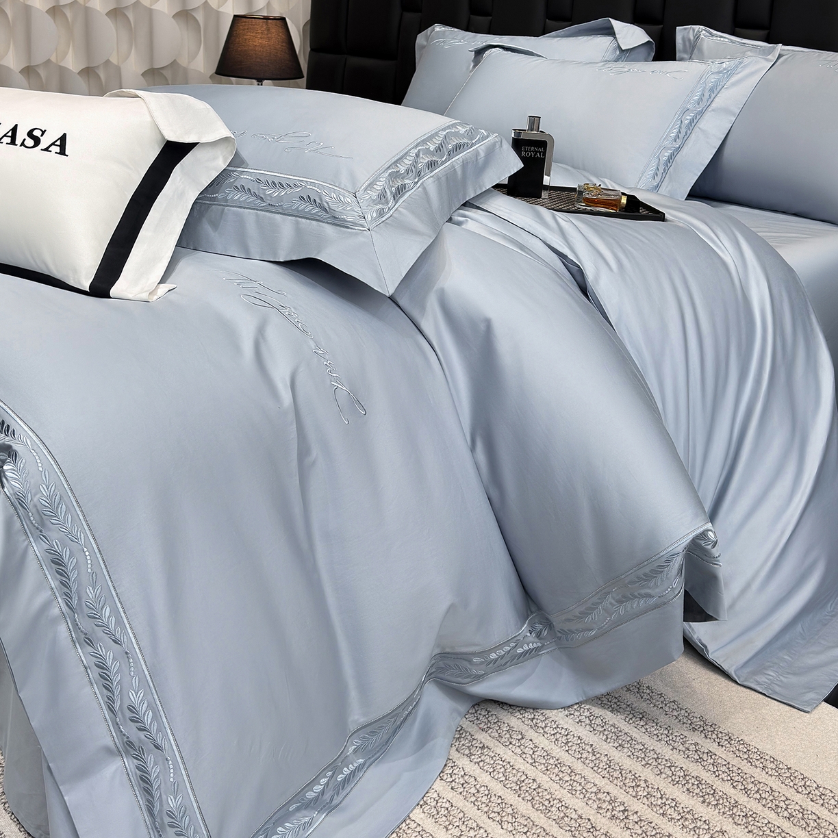 91家纺网 家纺一手货源 找家纺 星蕴家纺 2025新款贡缎长绒棉四件套-路易 路易-秋波蓝