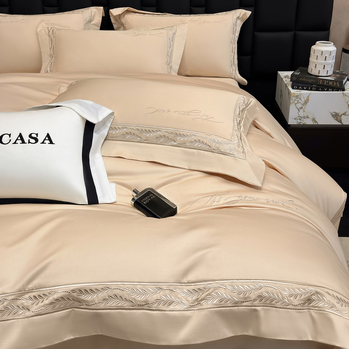 91家纺网 家纺一手货源 找家纺 星蕴家纺 2025新款贡缎长绒棉四件套-路易 路易-香槟金