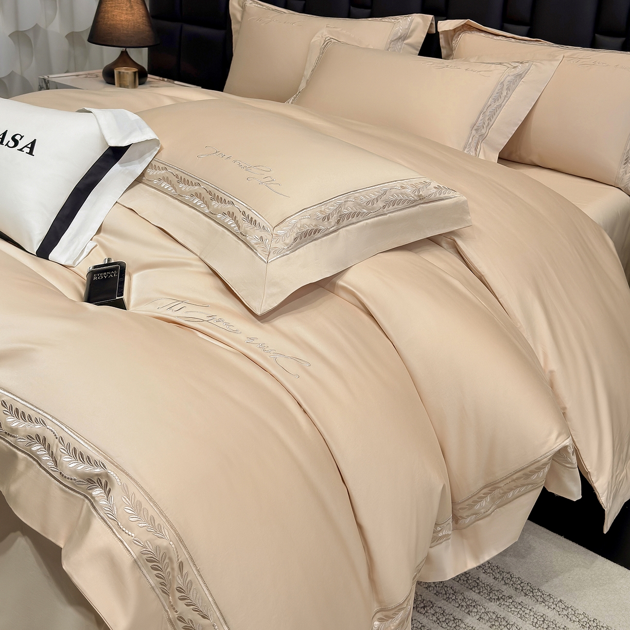 91家纺网 家纺一手货源 找家纺 星蕴家纺 2025新款贡缎长绒棉四件套-路易 路易-香槟金