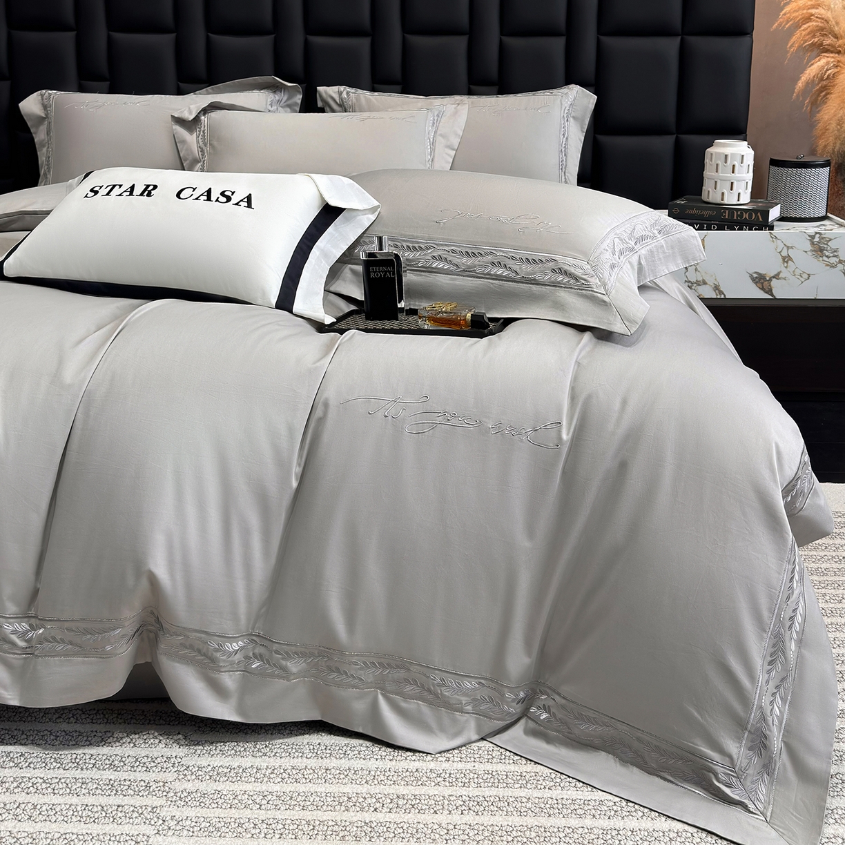 91家纺网 家纺一手货源 找家纺 星蕴家纺 2025新款贡缎长绒棉四件套-路易 路易-高级灰