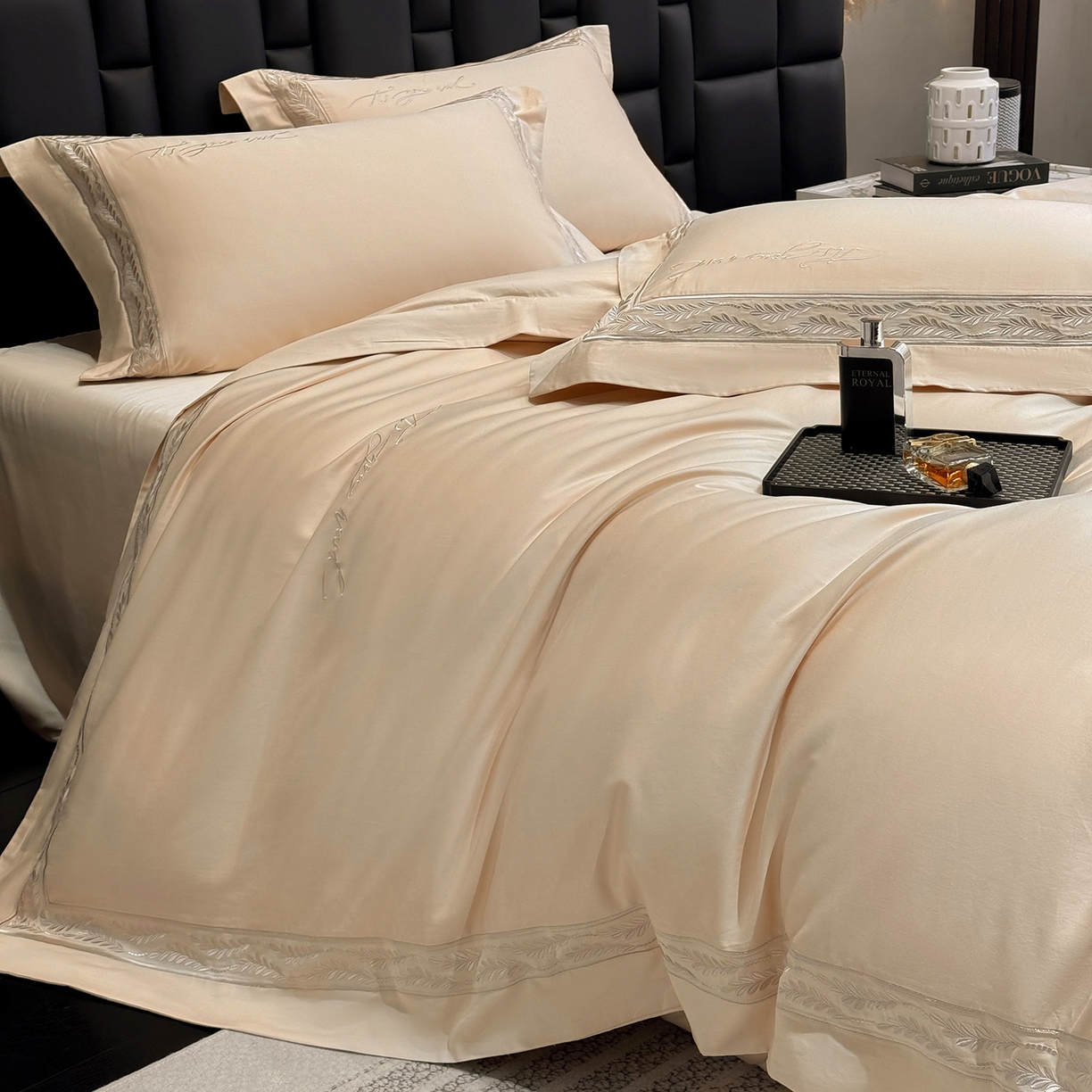 91家纺网 家纺一手货源 找家纺 星蕴家纺 2025新款贡缎长绒棉四件套-路易 路易-香槟金