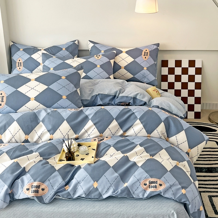 91家纺网 家纺一手货源 找家纺 西引力 2025新款全棉卡通印花四件套 英伦蓝