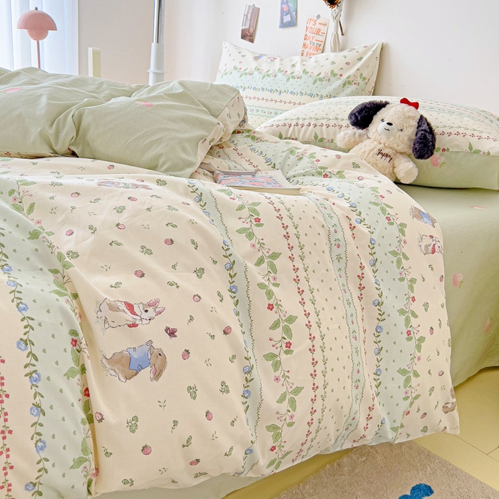 91家纺网 家纺一手货源 找家纺 西引力 2025新款全棉卡通印花四件套 草莓小兔