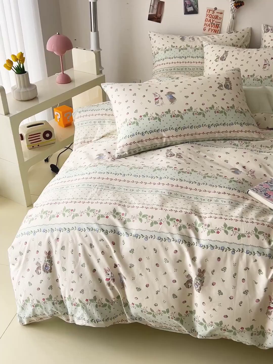 91家纺网 家纺一手货源 找家纺 西引力 2025新款全棉卡通印花四件套 草莓小兔