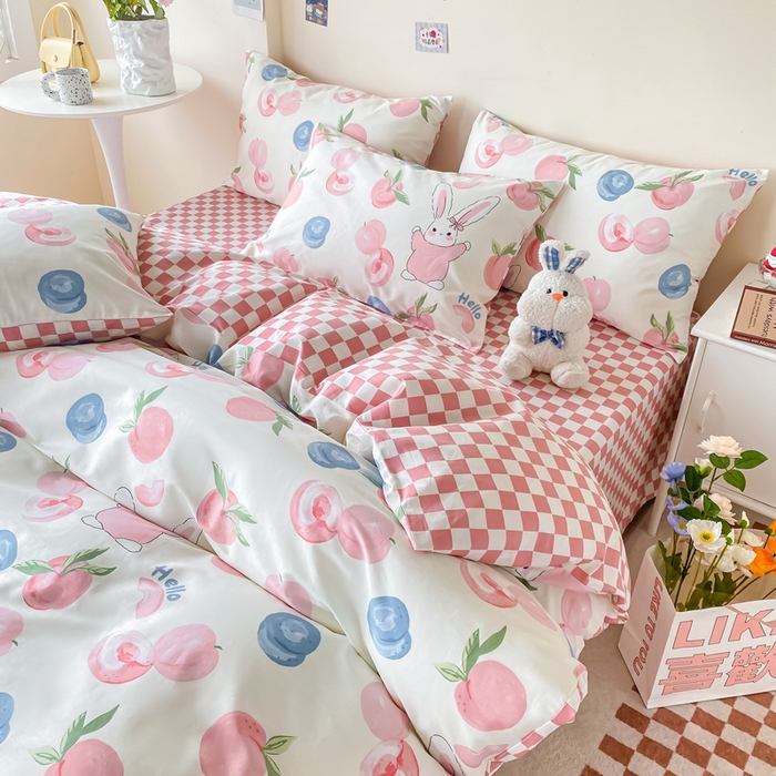 91家纺网 家纺一手货源 找家纺 西引力 2025新款全棉卡通印花四件套 蜜桃兔