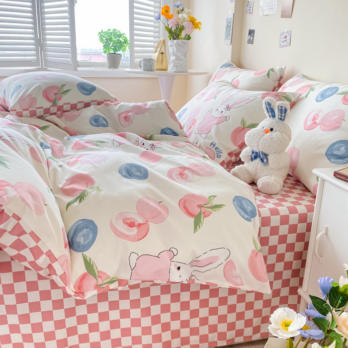 91家纺网 家纺一手货源 找家纺 西引力 2025新款全棉卡通印花四件套 蜜桃兔