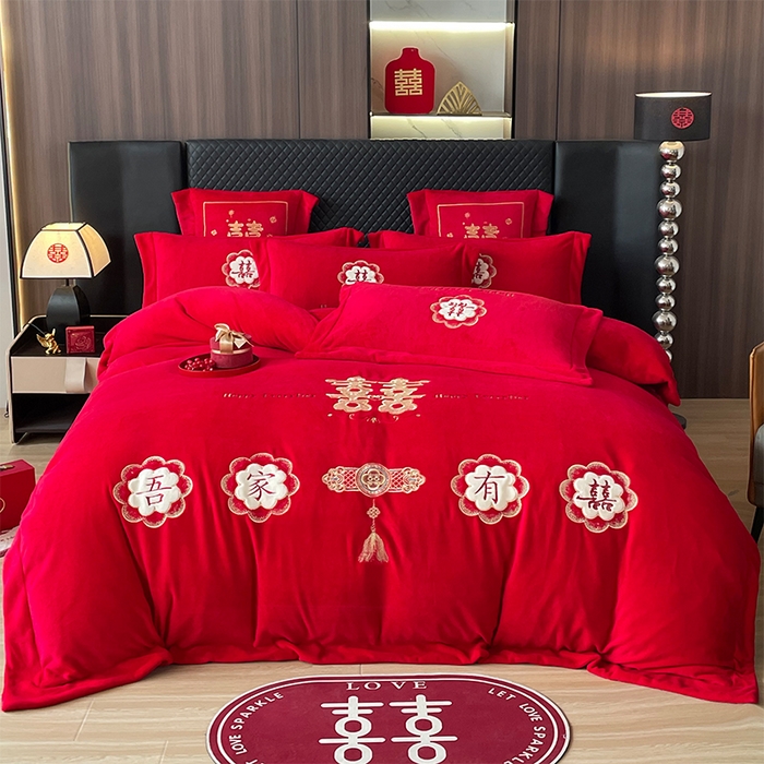 91家纺网 家纺一手货源 找家纺 （总）羽梦家纺 2025新款全工艺消光牛奶绒绣花婚庆四件套（控价最低368元)