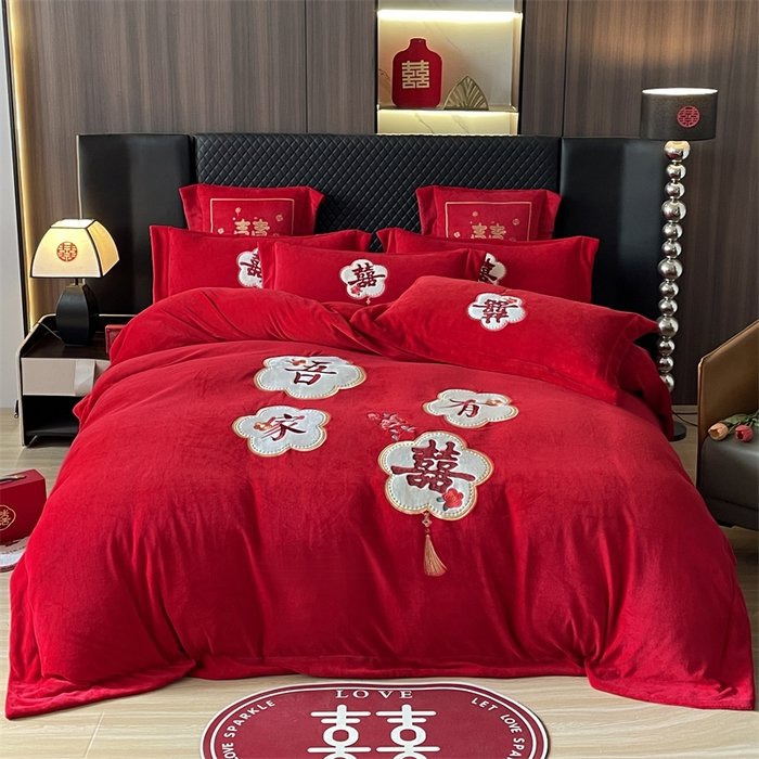 91家纺网 家纺一手货源 找家纺 （总）羽梦家纺 2025新款全工艺消光牛奶绒绣花婚庆四件套（控价最低368元)