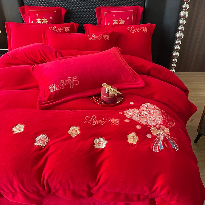 91家纺网 家纺一手货源 找家纺 羽梦家纺 2025新款全工艺消光牛奶绒绣花婚庆四件套（控价最低368元) 百年好合