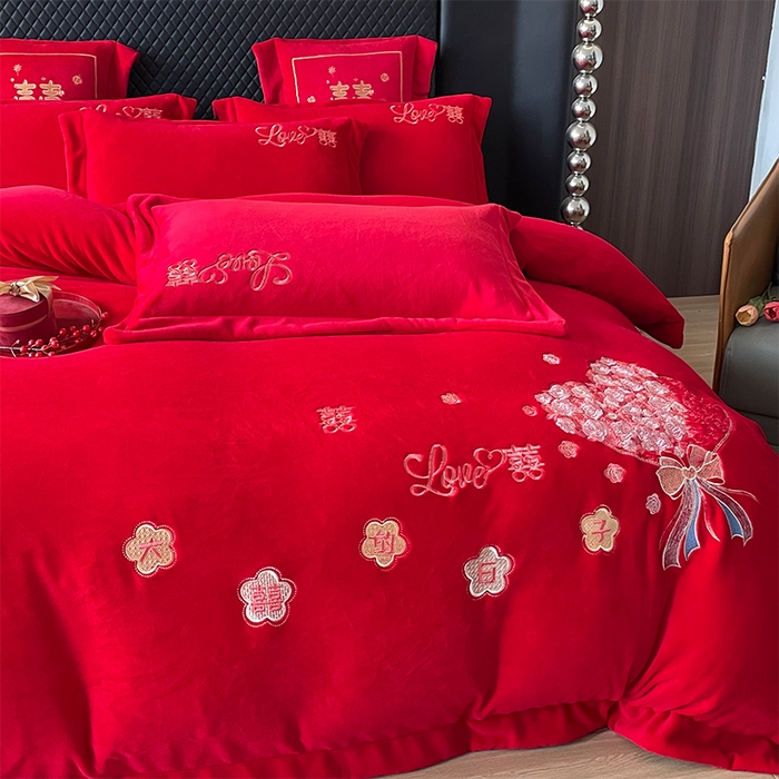 91家纺网 家纺一手货源 找家纺 羽梦家纺 2025新款全工艺消光牛奶绒绣花婚庆四件套（控价最低368元) 百年好合