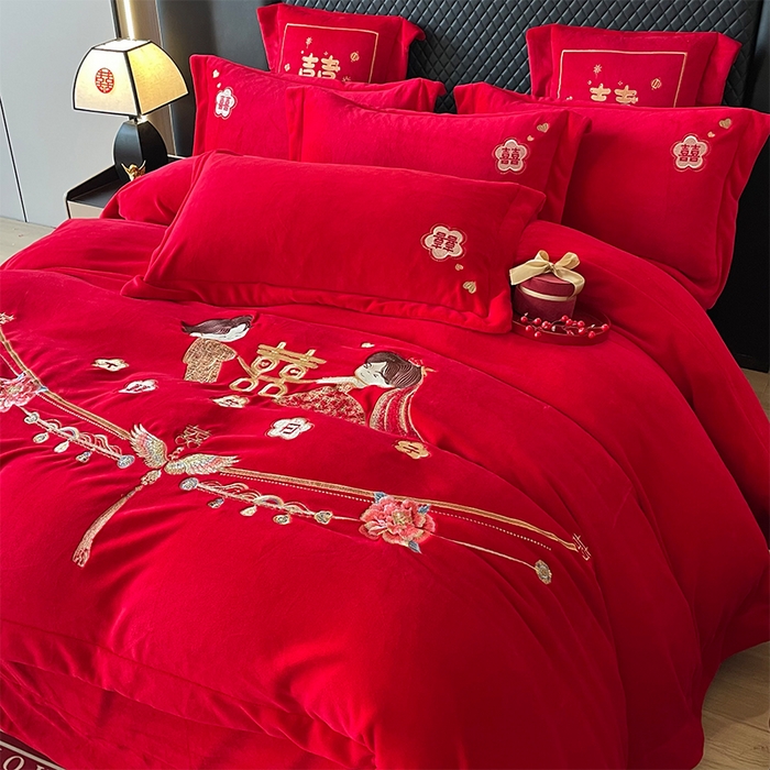 91家纺网 家纺一手货源 找家纺 羽梦家纺 2025新款全工艺消光牛奶绒绣花婚庆四件套（控价最低368元) 花烛红妆