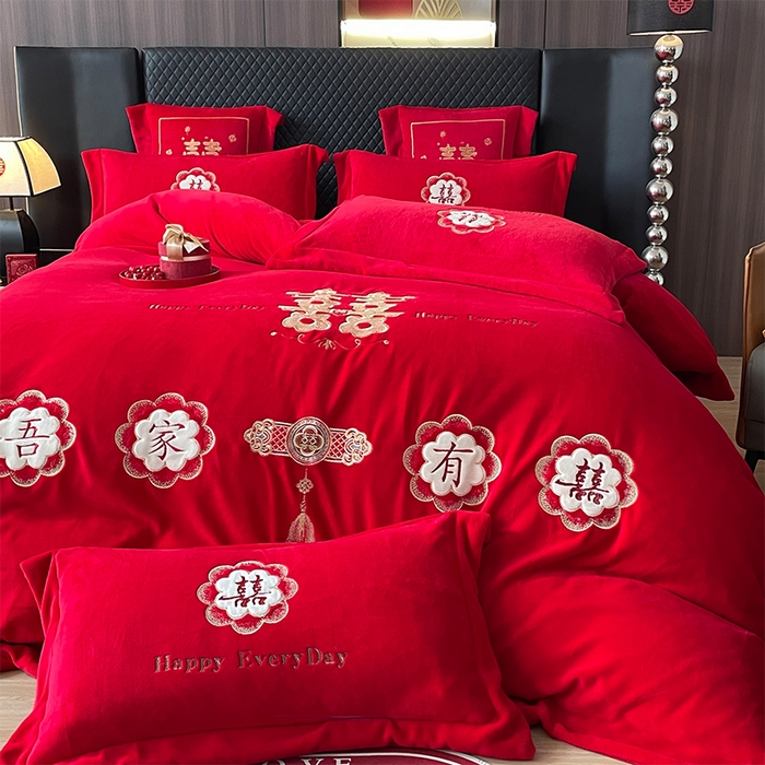 91家纺网 家纺一手货源 找家纺 羽梦家纺 2025新款全工艺消光牛奶绒绣花婚庆四件套（控价最低368元) 家有喜事