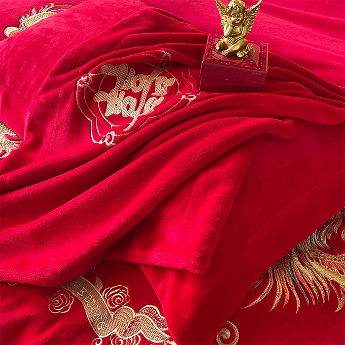 91家纺网 家纺一手货源 找家纺 羽梦家纺 2025新款全工艺消光牛奶绒绣花婚庆四件套（控价最低368元) 龙凤情缘