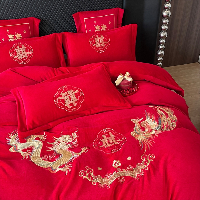 91家纺网 家纺一手货源 找家纺 羽梦家纺 2025新款全工艺消光牛奶绒绣花婚庆四件套（控价最低368元) 龙凤情缘