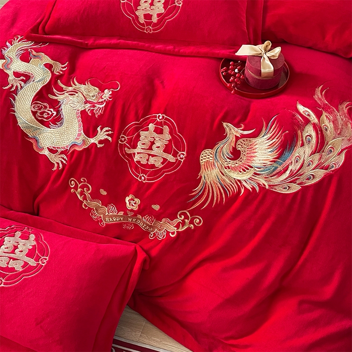 91家纺网 家纺一手货源 找家纺 羽梦家纺 2025新款全工艺消光牛奶绒绣花婚庆四件套（控价最低368元) 龙凤情缘