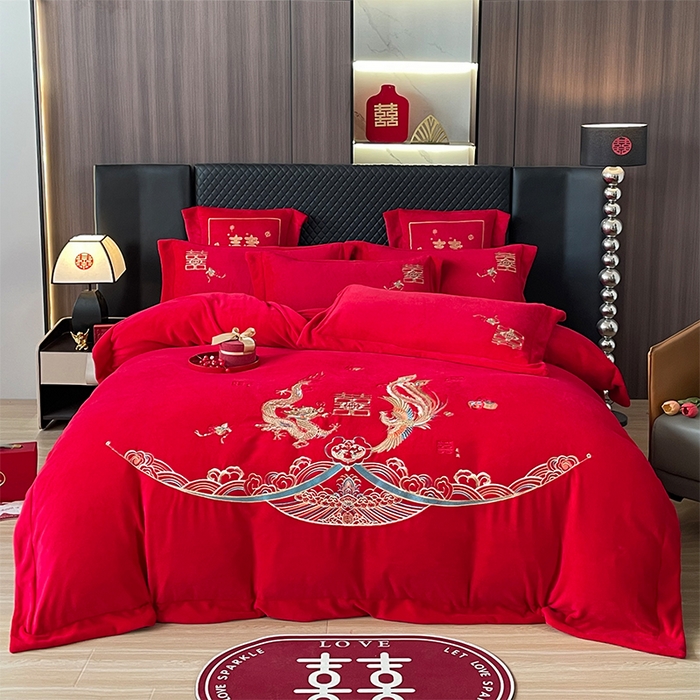 羽梦家纺 2025新款全工艺消光牛奶绒绣花婚庆四件套（控价最低368元) 龙凤相约