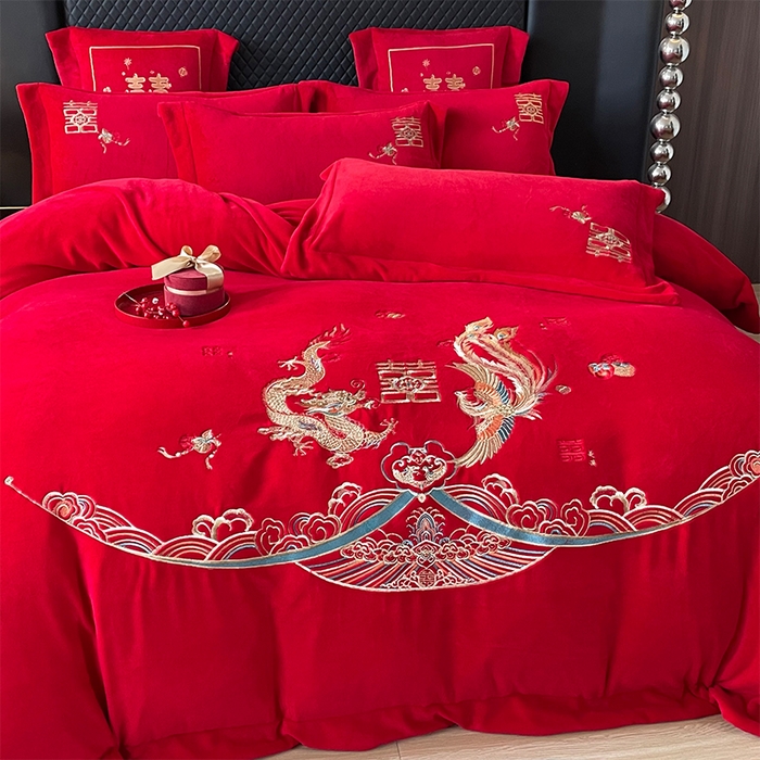 91家纺网 家纺一手货源 找家纺 羽梦家纺 2025新款全工艺消光牛奶绒绣花婚庆四件套（控价最低368元) 龙凤相约