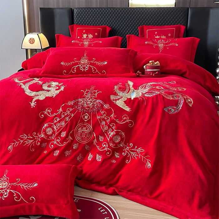 91家纺网 家纺一手货源 找家纺 羽梦家纺 2025新款全工艺消光牛奶绒绣花婚庆四件套（控价最低368元) 龙祥凤禧