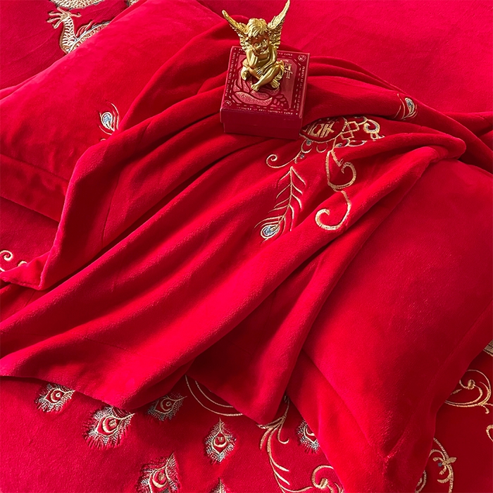 91家纺网 家纺一手货源 找家纺 羽梦家纺 2025新款全工艺消光牛奶绒绣花婚庆四件套（控价最低368元) 龙祥凤禧