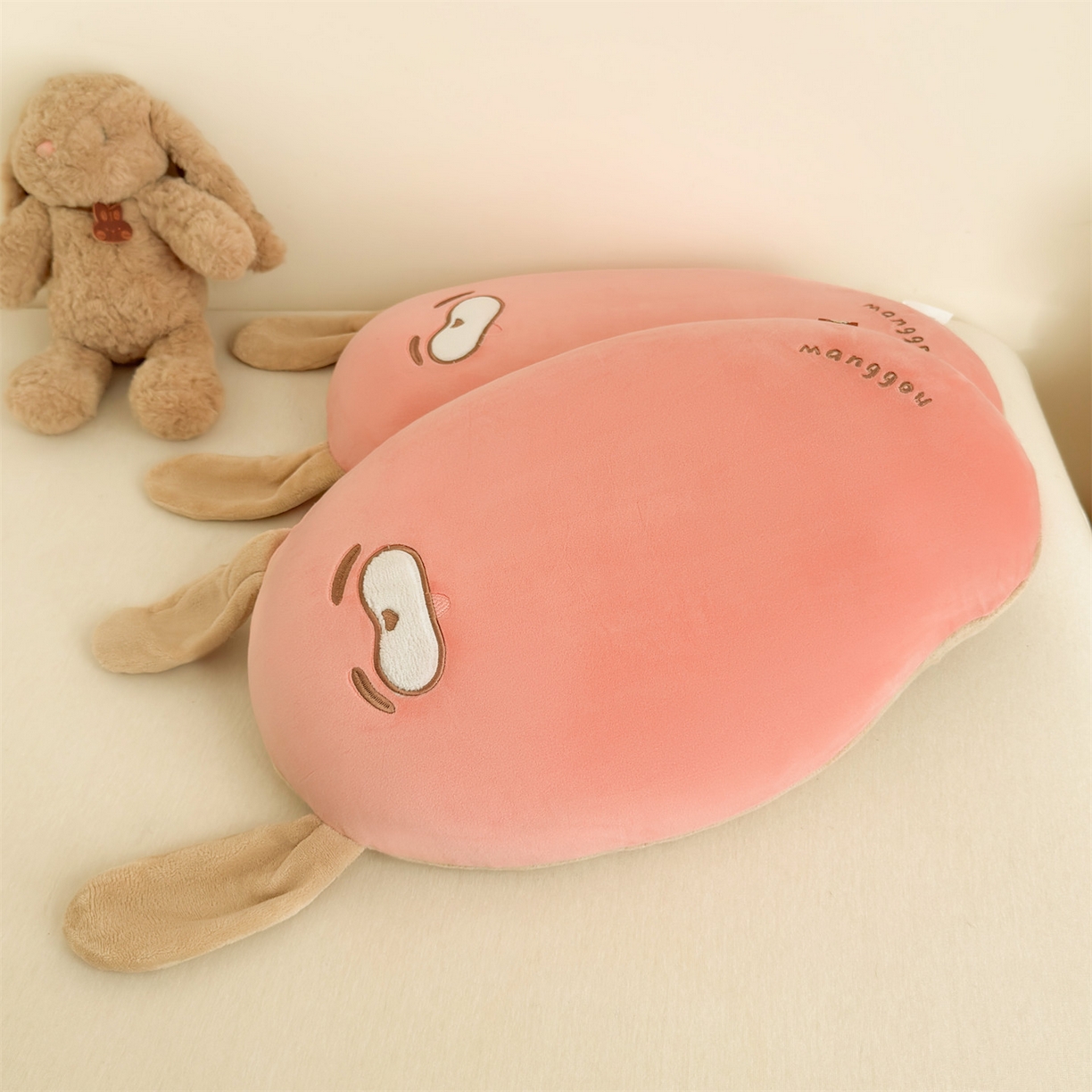 91家纺网 家纺一手货源 找家纺 麦肯锡 2025新款芒go多功能枕  枕头枕芯 芒go兔-粉/只