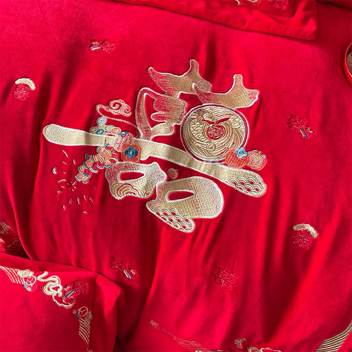 91家纺网 家纺一手货源 找家纺 羽梦家纺 2025新款全工艺消光牛奶绒绣花婚庆四件套（控价最低368元) 喜结连理