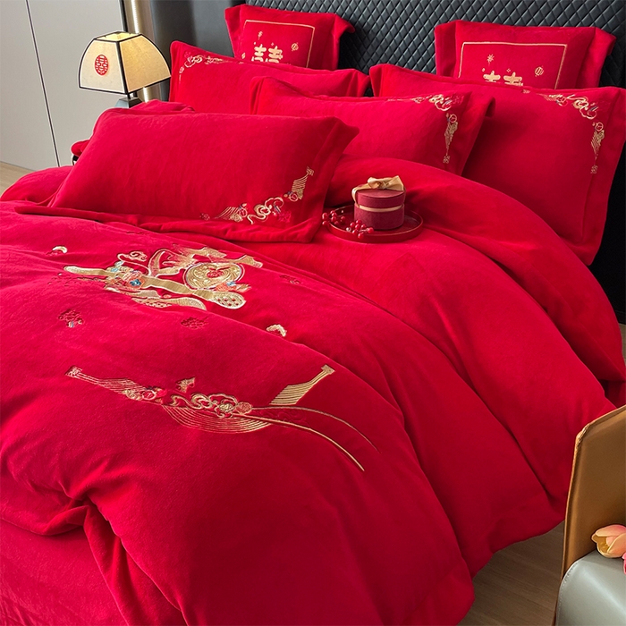 91家纺网 家纺一手货源 找家纺 羽梦家纺 2025新款全工艺消光牛奶绒绣花婚庆四件套（控价最低368元) 喜结连理