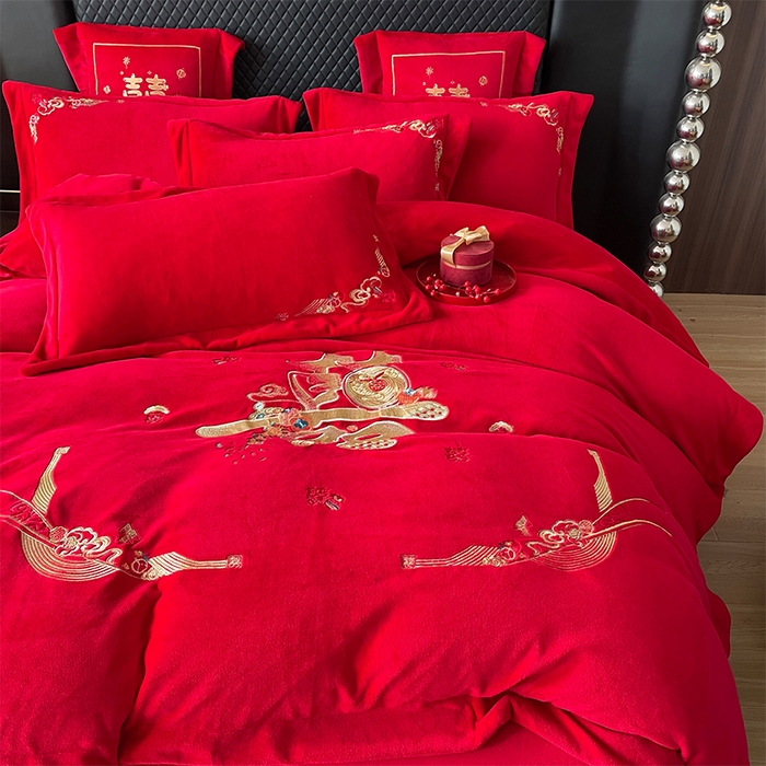 91家纺网 家纺一手货源 找家纺 羽梦家纺 2025新款全工艺消光牛奶绒绣花婚庆四件套（控价最低368元) 喜结连理