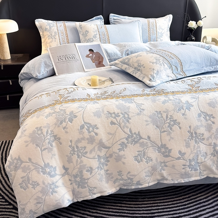 91家纺网 家纺一手货源 找家纺 （总）卡罗兰 2025新款牛奶绒雕花四件套