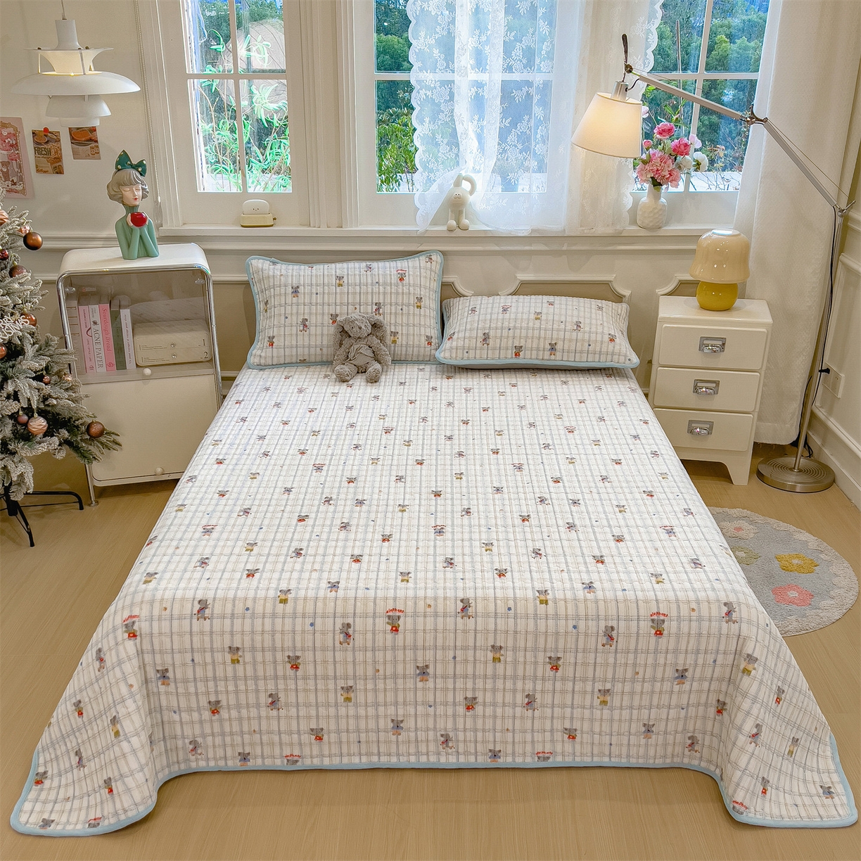 91家纺网 家纺一手货源 找家纺 布卢姆床垫 2025新款双面用抗菌牛奶绒床盖 床盖单件 快乐小象