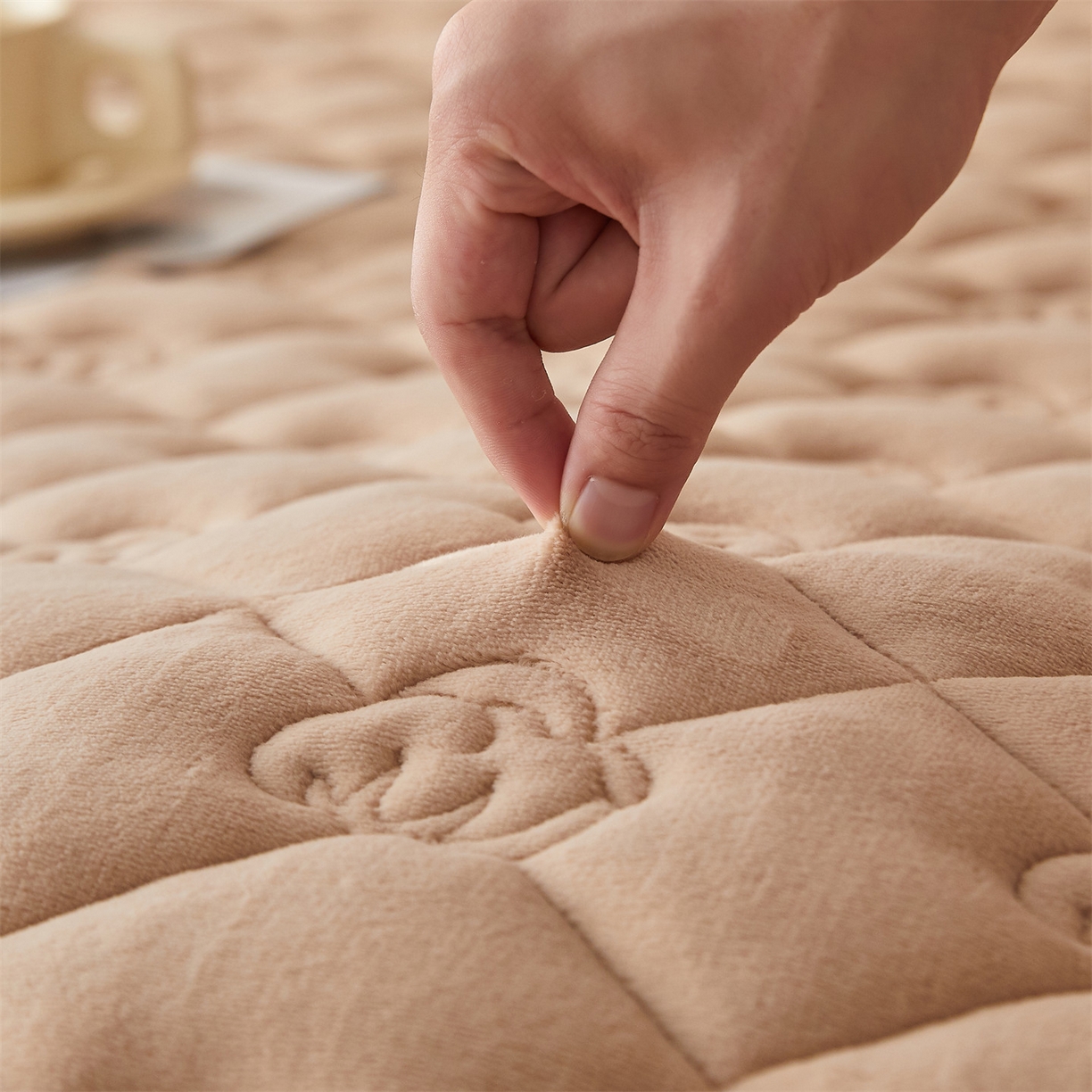 91家纺网 家纺一手货源 找家纺 布卢姆床垫 2025新款牛奶绵绒棉花床褥床护垫-灵蕴 灵蕴-卡其