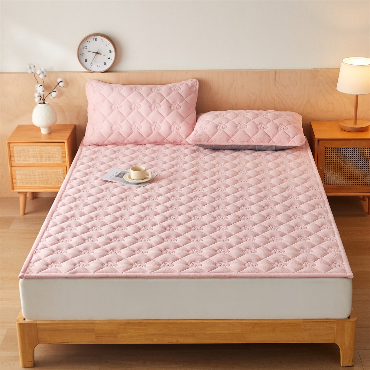 91家纺网 家纺一手货源 找家纺 布卢姆床垫 2025新款牛奶绵绒棉花床褥床护垫-灵蕴 灵蕴-粉玉