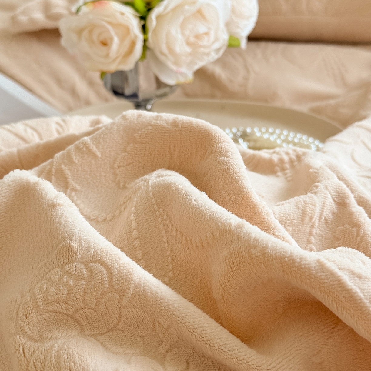 91家纺网 家纺一手货源 找家纺 （总）久久红 2025新款高克重牛奶绒四件套系列