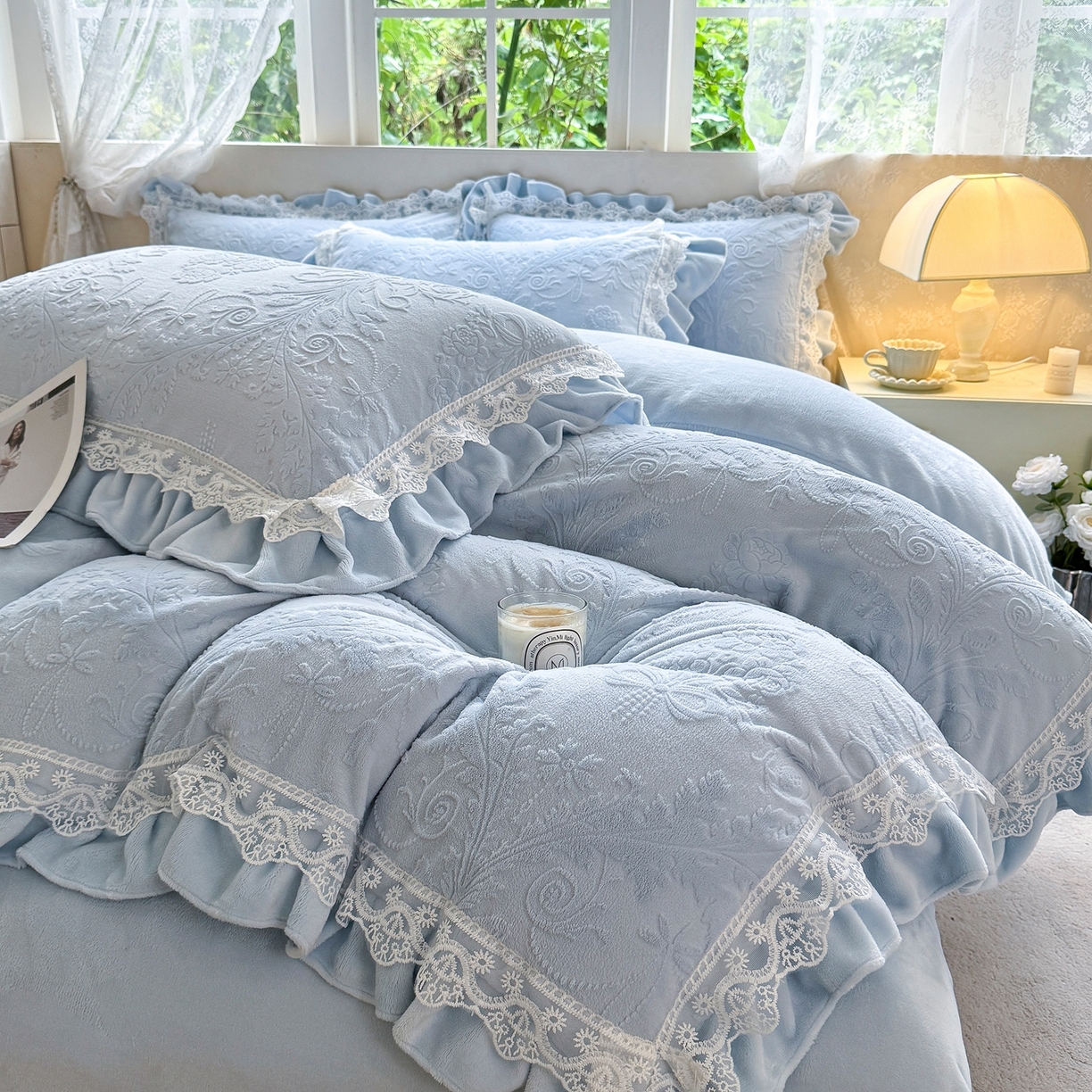 91家纺网 家纺一手货源 找家纺 久久红 2025新款高克重牛奶绒四件套系列 浅兰