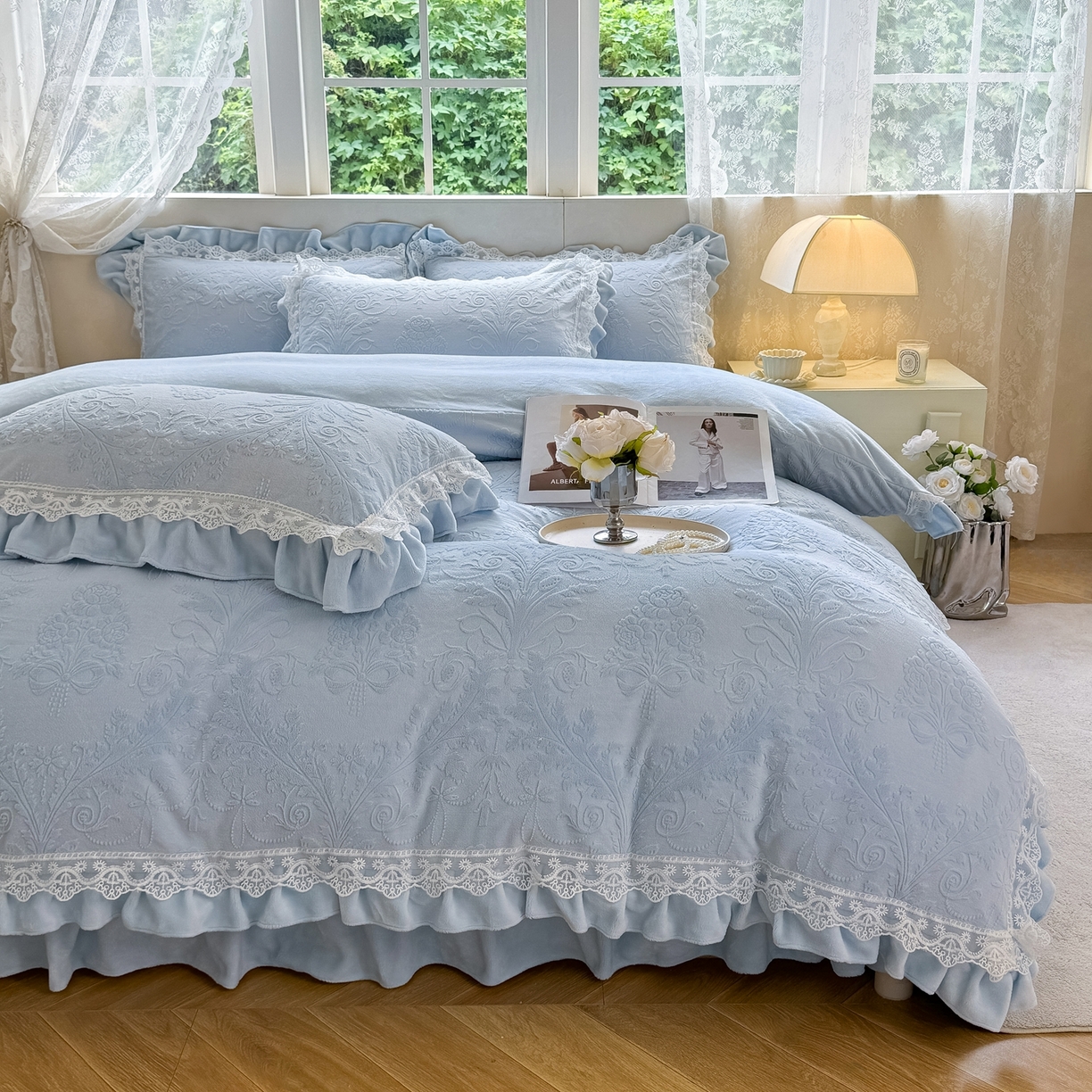 91家纺网 家纺一手货源 找家纺 久久红 2025新款高克重牛奶绒四件套系列 浅兰